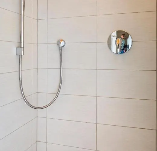 팜스테이 Tonibauer